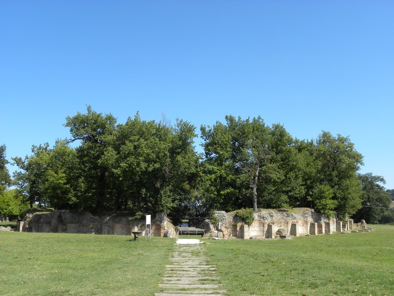 Archeological site of Urbs Salvia